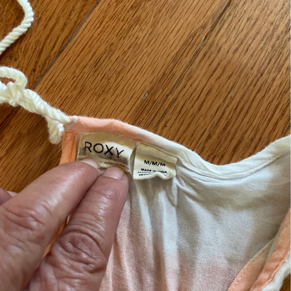 Beach Roxy cover up - Picture 3 of 3